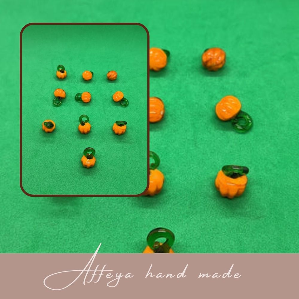 Стъклени мини тикви - 10 броя.