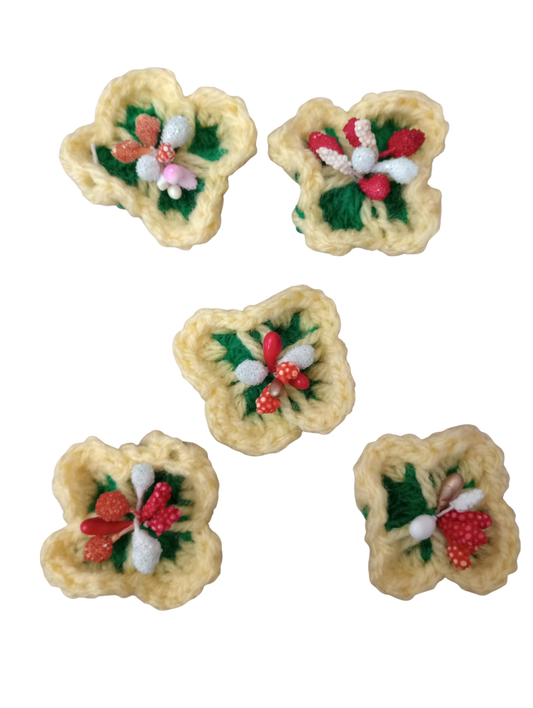 Цветя  5 броя за декорация тип детелина