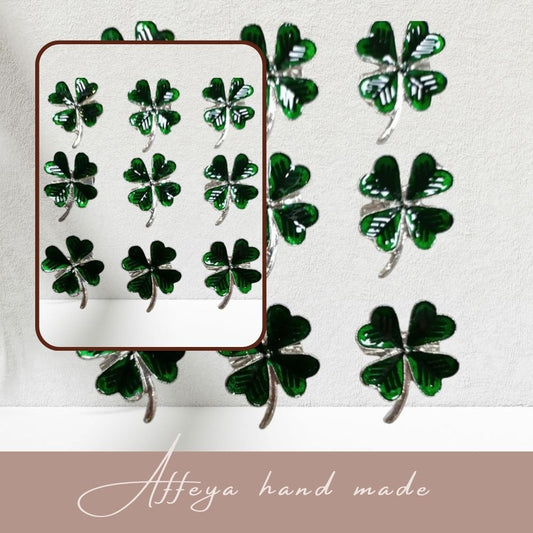 12 броя брошки "Детелинка"