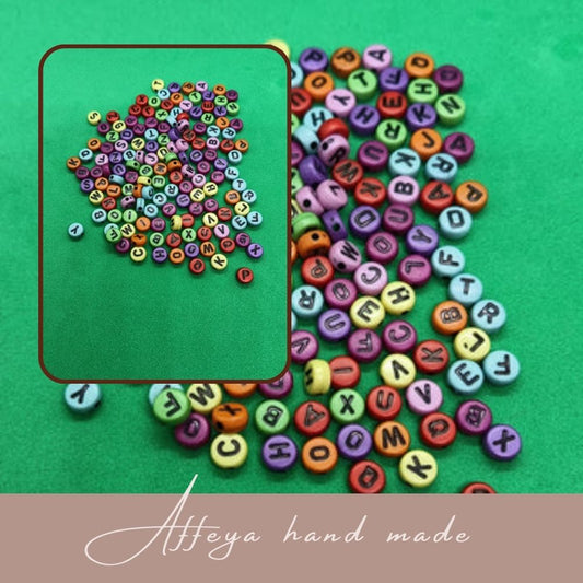 Мъниста за мартеници - "Латински букви"